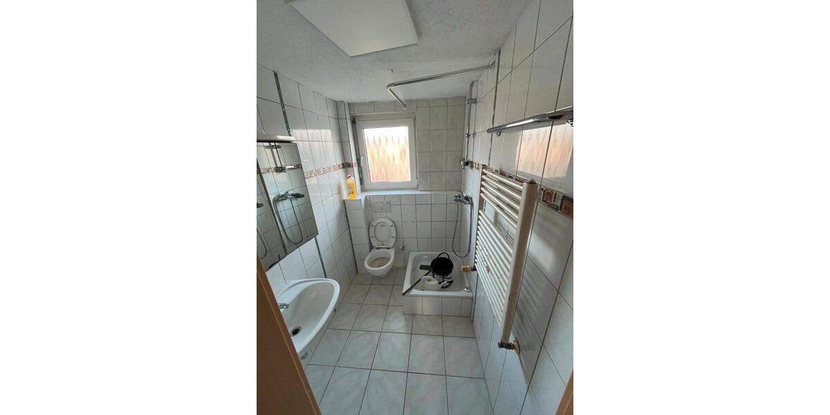 Dachgeschoßwohnung Mühlacker - 2.5 Zimmer, 60 m&sup2;, 700&euro; | Angebot:25995943