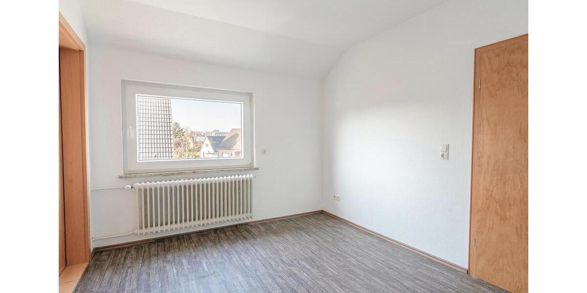 Etagenwohnung Schneverdingen - 5 Zimmer, 123 m&sup2;, 1.200&euro; | Angebot:25793264
