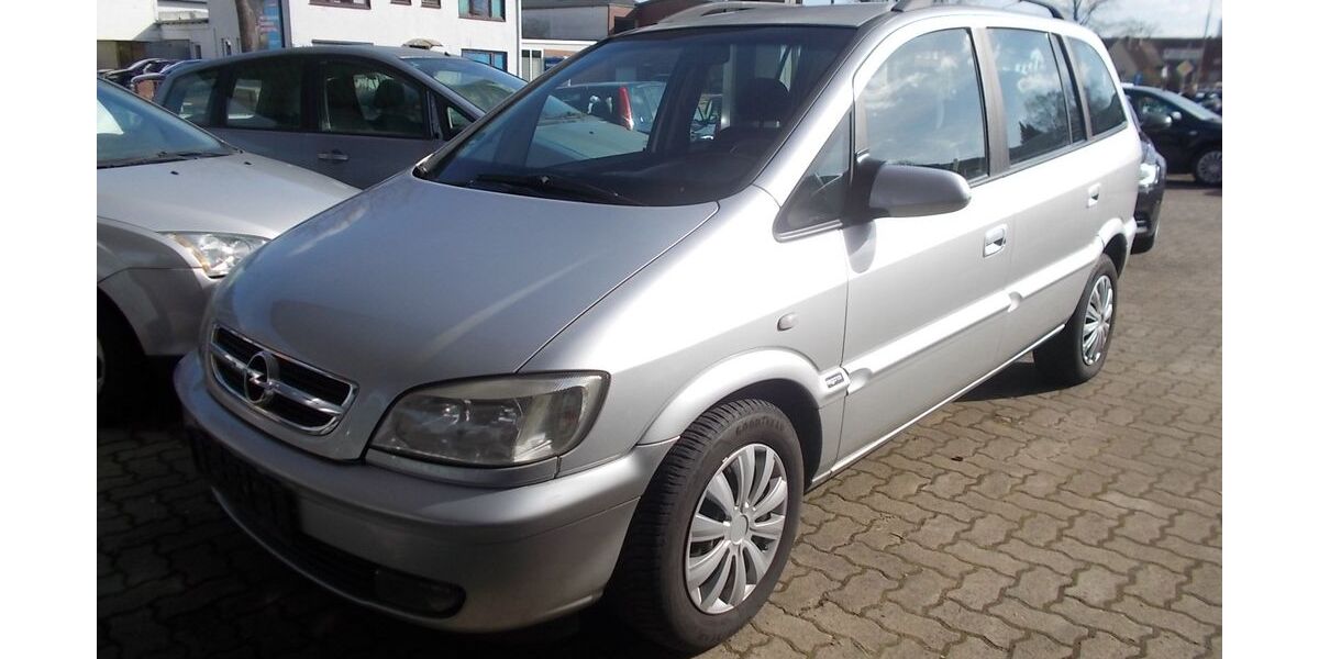 Opel Zafira 227.000 km 2.799 &euro; Lübeck 23556