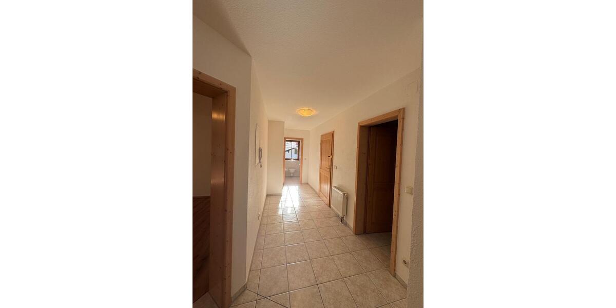 Hochparterre Oberstaufen - 3 Zimmer, 86 m&sup2;, 1.070&euro; | Angebot:26249096