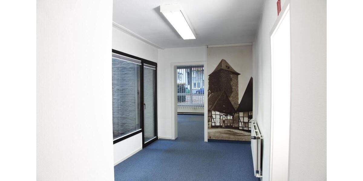 vielseitig nutzbare Büro- oder Praxisfläche in bester Lage | 75qm zimmer