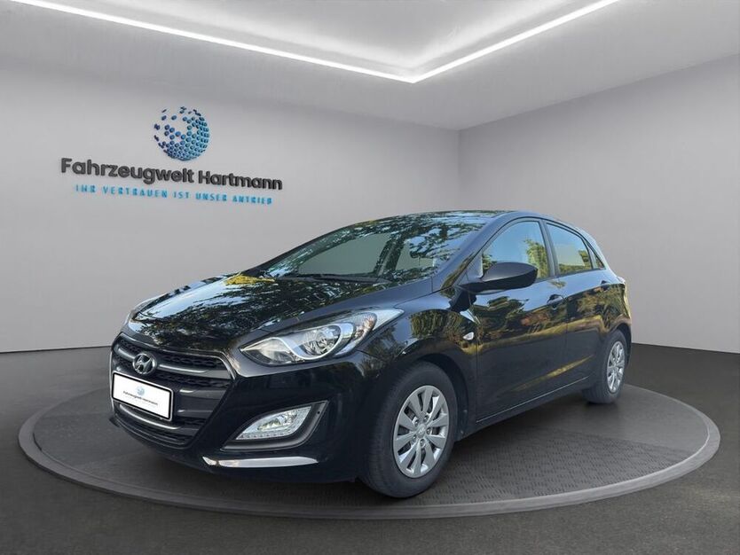 i30