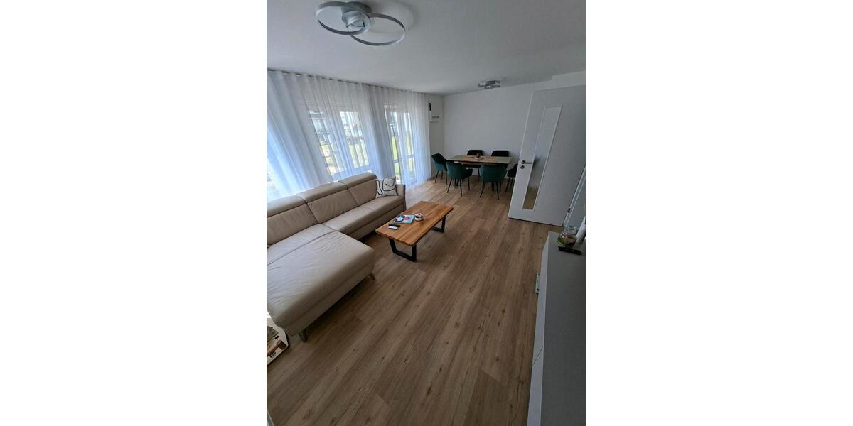 Erdgeschoßwohnung Zwickau Zwickau-West - 3 Zimmer, 66 m&sup2;, 169.000&euro; | Angebot:26808495