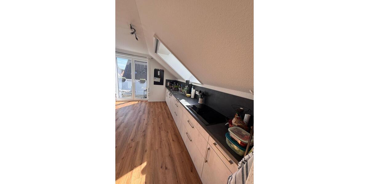 Dachgeschoßwohnung Philippsburg - 3 Zimmer, 82 m&sup2;, 1.150&euro; | Angebot:26311611