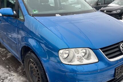 VW Touran 321.000 km 1.000 &euro; Baden-Württemberg - Hechingen 72379