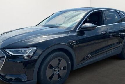 Audi e-tron 30.557 km 27.990 € Waldshut-Tiengen 79761