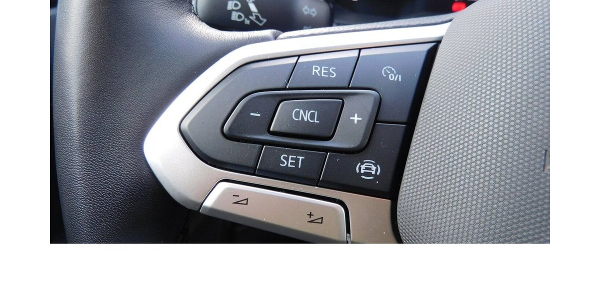 VW Polo 1.0 Life MPI BMT 4Trg Klima Navi LED 5.600 km 18.390 &euro; Vordorf 38533