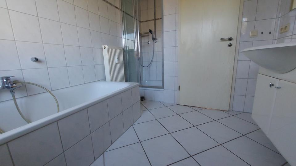 Dachgeschoßwohnung Everswinkel - 3 Zimmer, 67 m&sup2;, 195.000&euro; | Angebot:25332526