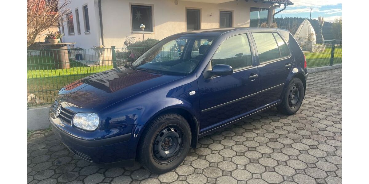 VW Golf 81.200 km 3.100 &euro; Kaltenherberg 86564