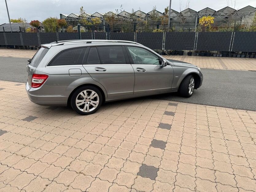 Mercedes-Benz C 250 221.500 km 7.800 € Bremen 28717