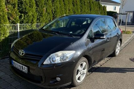 Toyota Auris 133.000 km 7.300 € Neu Ulm 89231