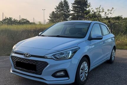 Hyundai i20 36.052 km 9.890 &euro; Brühl 68782