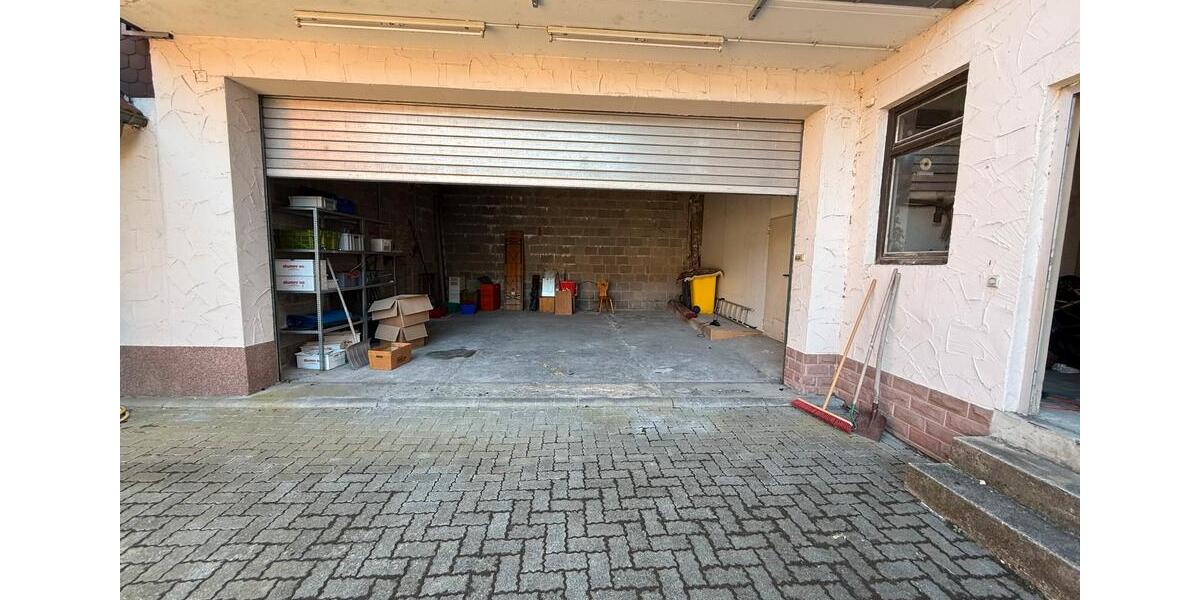 Einfamilienhaus Steinau an der Straße - 14 Zimmer, 300 m&sup2;, 300.000&euro; | Angebot:26084319