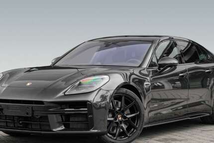 Porsche Panamera 9.900 km 153.911 € Darmstadt 64295