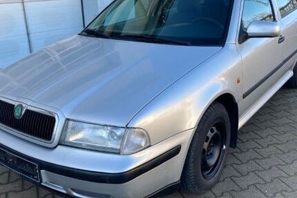 Skoda Octavia 222.000 km 1.199 &euro; Weißwasser 02943