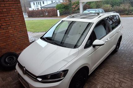 VW Touran 158.000 km 16.300 &euro; Bippen 49626
