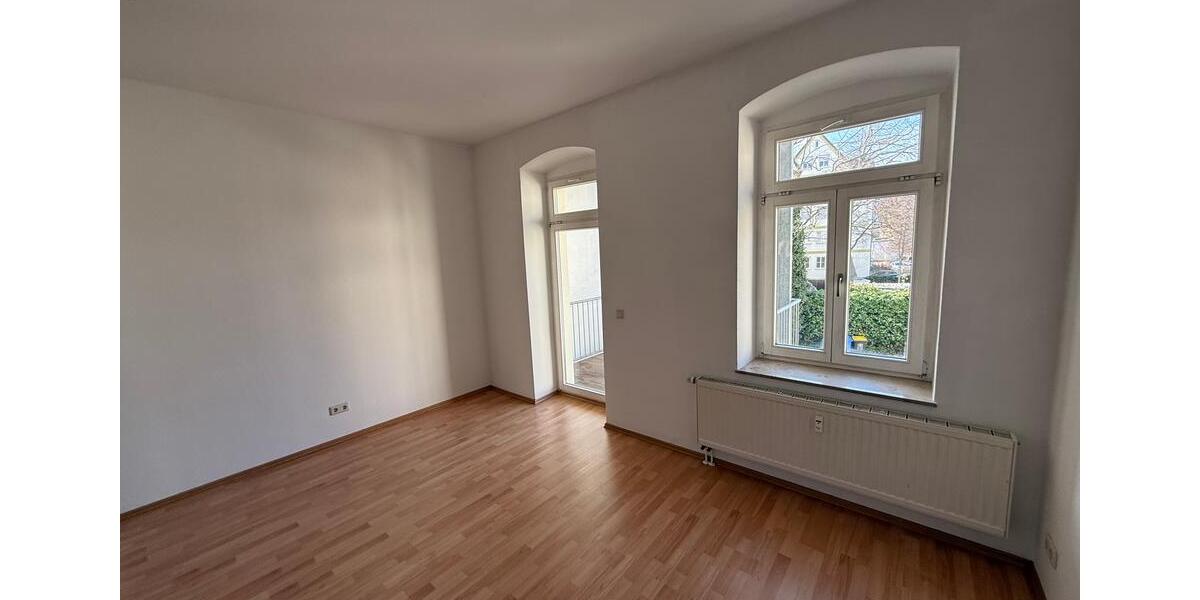 Etagenwohnung Zwickau - 5 Zimmer, 118 m&sup2;, 699&euro; | Angebot:25756475