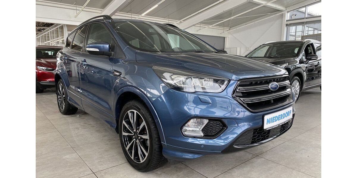 Ford Kuga 83.000 km 15.800 &euro; Rinteln 31737