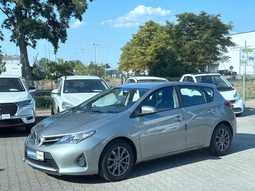 Toyota Auris 70.629 km 8.990 € Haßloch 67454