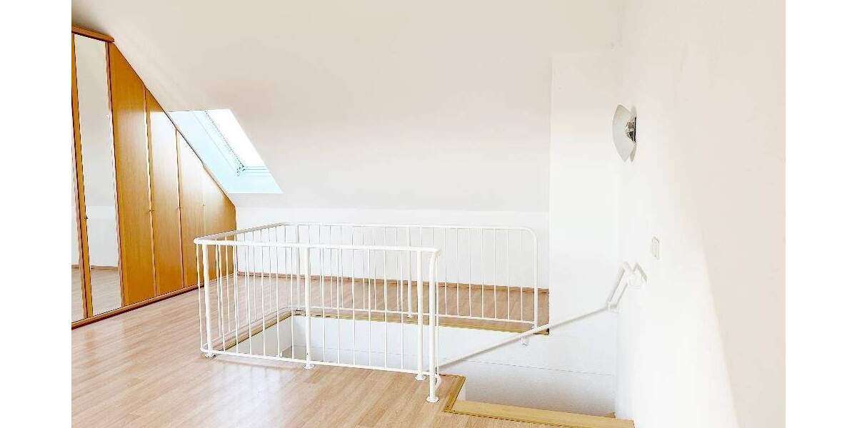 Etagenwohnung Riesa Gröba - 3 Zimmer, 74 m&sup2;, 600&euro; | Angebot:24973610