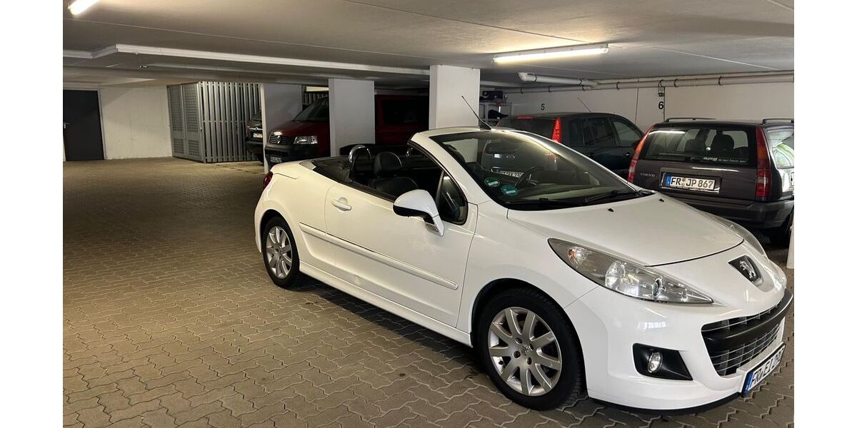 Peugeot 207 148.700 km 3.300 &euro; Freiburg 79100