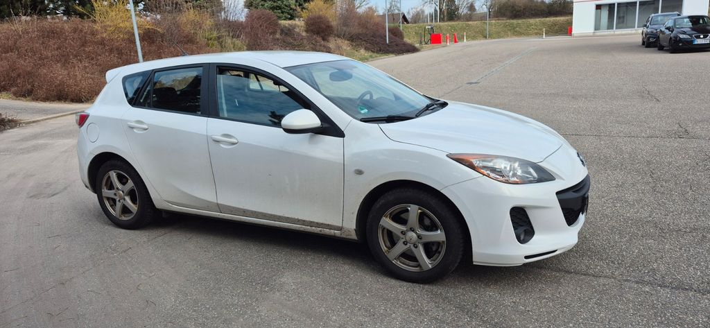 Mazda 3 132.000 km 5.500 &euro; Dornhan 72175
