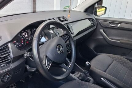 Skoda Fabia 67.000 km 9.900 &euro; Rattiszell 94372