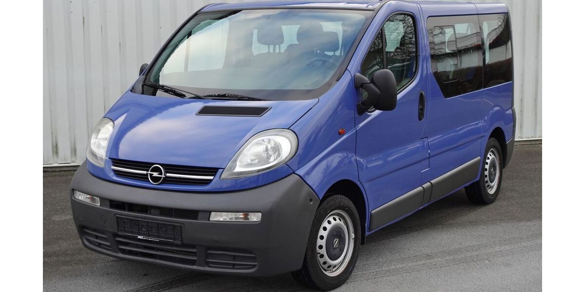 Opel Vivaro 148.000 km 8.900 &euro; Weidenberg 95466