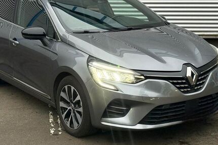 Renault Clio 69.000 km 17.900 &euro; Giessen 35396