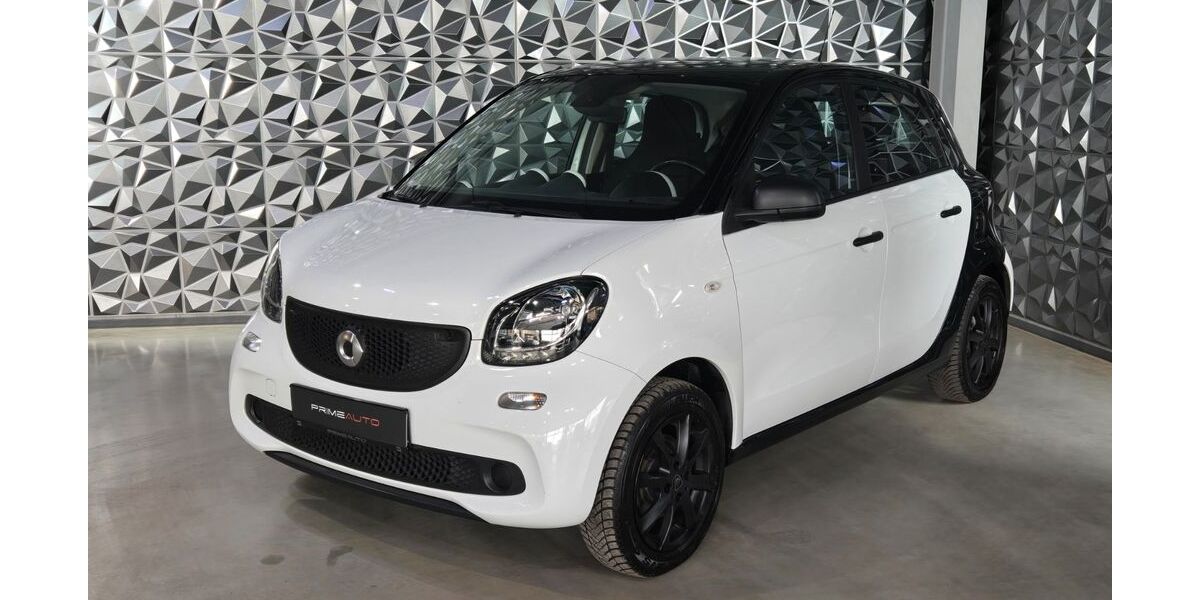 Smart ForFour 89.406 km 6.599 &euro; Dresden 01139