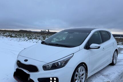 Kia ceed / Ceed 107.000 km 11.400 &euro; Rheine 48431