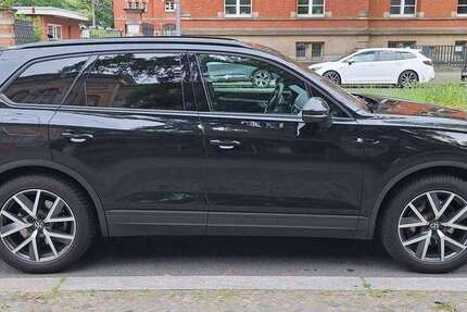 VW Touareg 20.400 km 66.000 &euro; Berlin, Stadt 10777