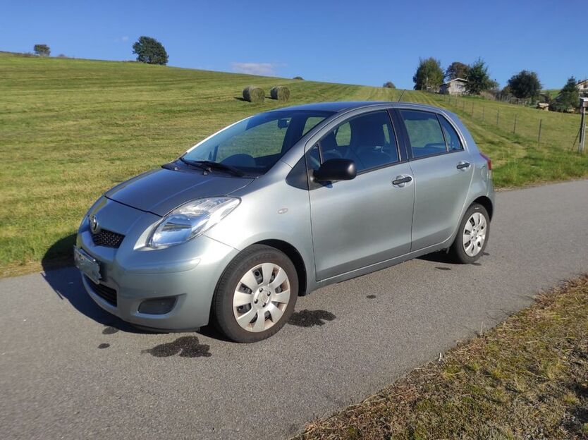 Toyota Yaris 175.500 km 3.390 € Freyung 94078