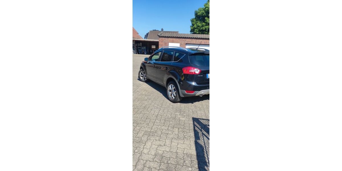 Ford Kuga 177.000 km 5.600 &euro; Itzehoe 25524
