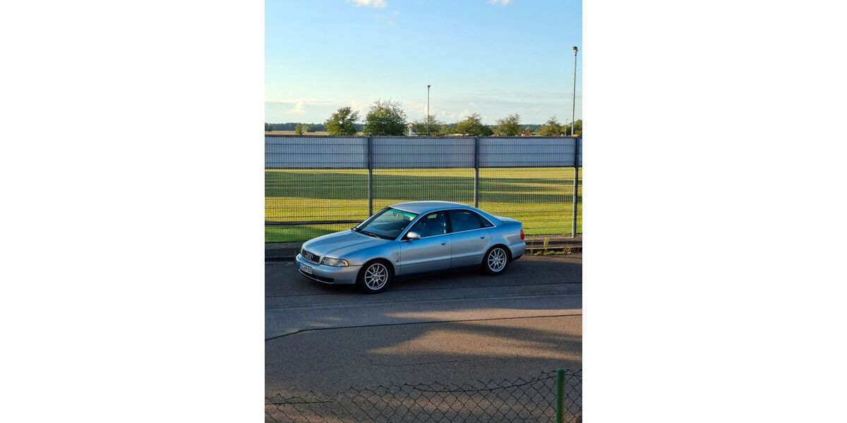 Audi A4 174.300 km 8.000 &euro; Holzheim 89438