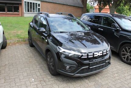 Dacia Sandero 7.650 km 16.750 &euro; Schafstedt 25725