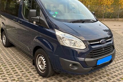Ford Transit Custom 212.000 km 9.900 € Essen 45133