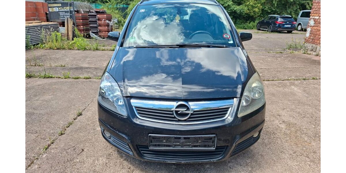 Opel Zafira 245.000 km 790 &euro; Leinefelde 37327