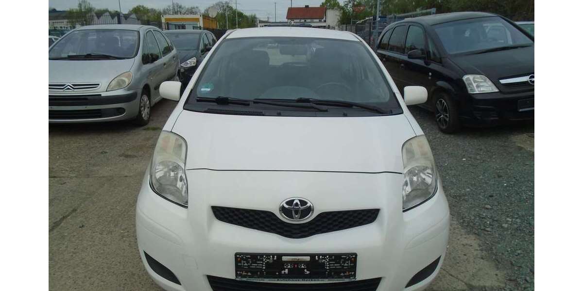 Toyota Yaris 114.500 km 1.999 &euro; Bremen 28199