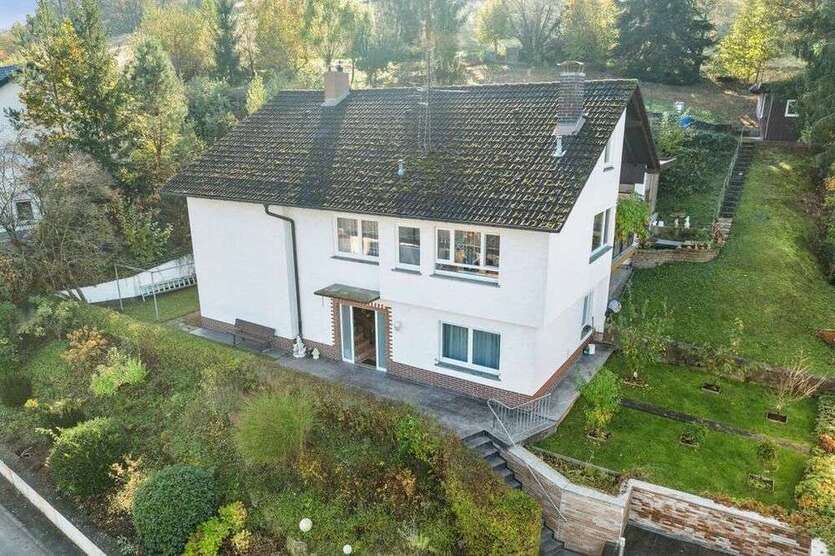 Haus zum Kaufen in Leidersbach 450.000 € 215 m²