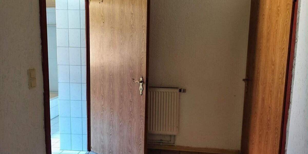 Einfamilienhaus Hähnichen Spree - 6 Zimmer, 175 m&sup2;, 149.000&euro; | Angebot:25679697
