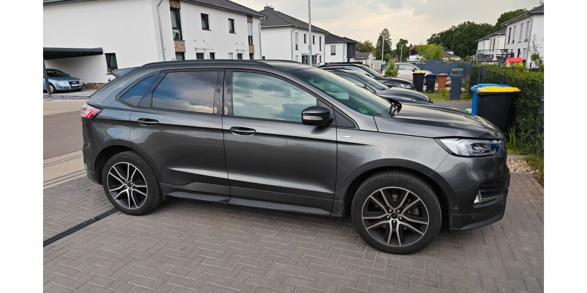 Ford Edge 129.000 km 21.900 &euro; Biederitz 39175