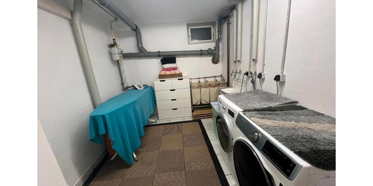 Reihenhaus Gera Bieblach-Ost - 7 Zimmer, 140 m&sup2;, 1.200&euro; | Angebot:26384578