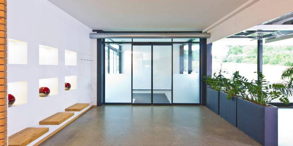 Gewerbeobjekt Neustadt a.d.Waldnaab Neustadt - 8 Zimmer, 542 m&sup2;, 6.233&euro; | Angebot:26851319