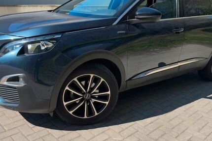 Peugeot 5008 172.000 km 7.999 &euro; Brühl 50321