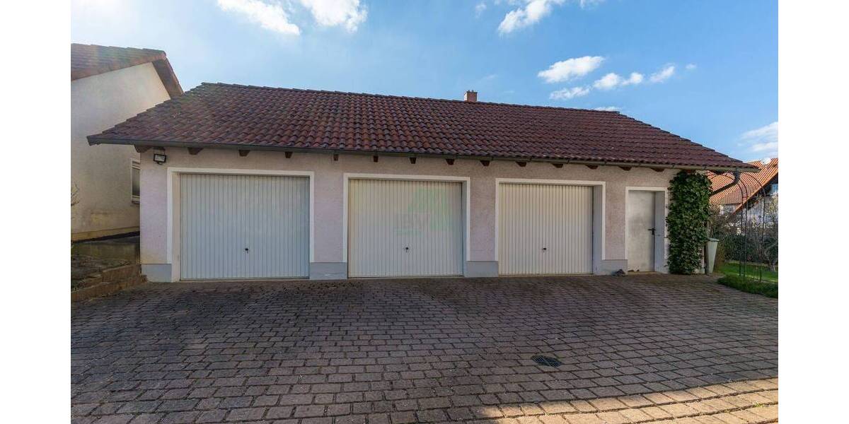 Etagenwohnung Edelsfeld - 2 Zimmer, 65 m&sup2;, 149.000&euro; | Angebot:26140031