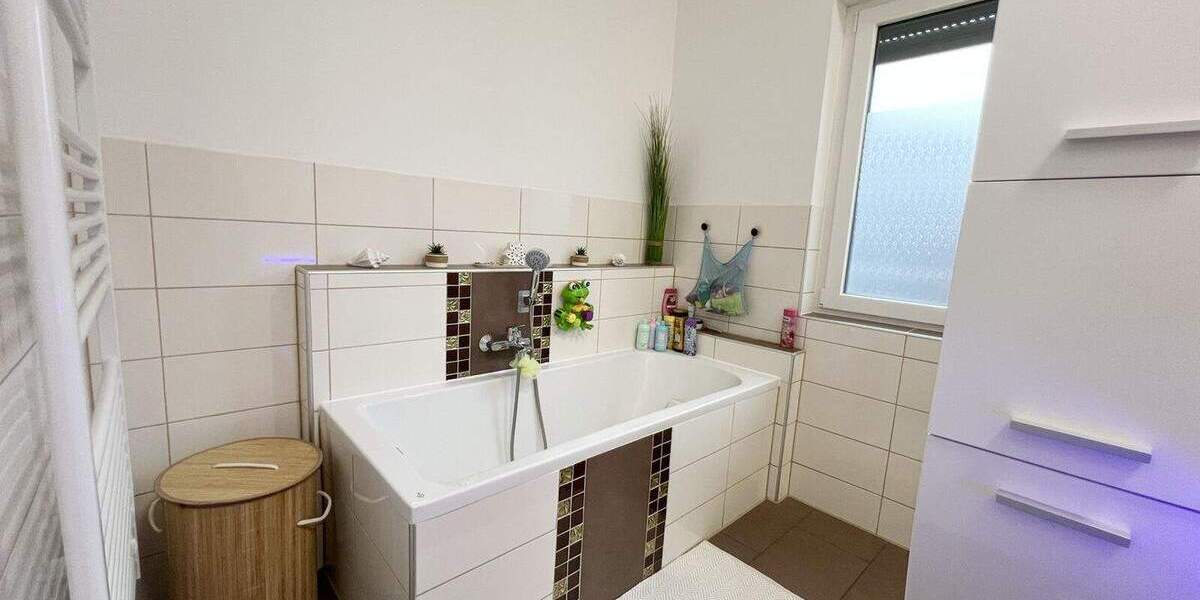Einfamilienhaus Schrozberg - 4 Zimmer, 145 m&sup2;, 535.000&euro; | Angebot:25701373