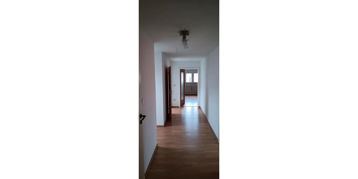 Dachgeschoßwohnung Haigerloch - 3 Zimmer, 70 m&sup2;, 700&euro; | Angebot:25957107