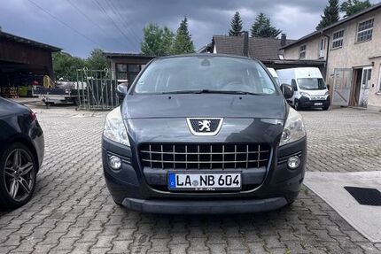 Peugeot 3008 142.000 km 7.400 &euro; München 80999