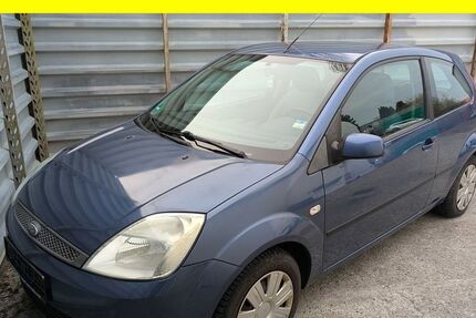 Ford Fiesta 196.908 km 2.850 &euro; Lübeck 23556